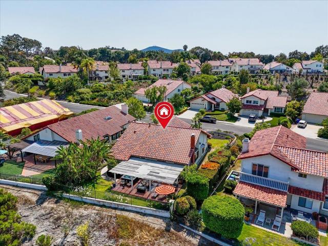 16263 Via Embeleso, San Diego CA: https://media.crmls.org/mediaz/0a9acc22-81bb-423c-84d6-ad47bc2f1438.jpg