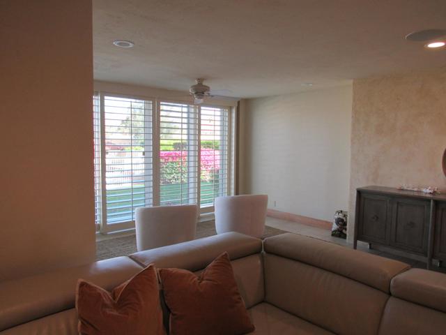 48440 Racquet Lane, Palm Desert CA: https://media.crmls.org/mediaz/0a9b9495-ef8d-454f-a19f-5a3cf77711ad.jpg