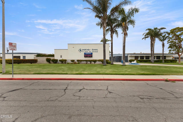 1515 N 6th Place, Port Hueneme CA: https://media.crmls.org/mediaz/0a9bd787-12b0-4bb3-a966-24a1b37eeee4.jpg