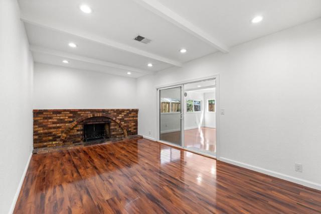 2496 Sturla Drive, San Jose CA: https://media.crmls.org/mediaz/0a9c69cd-43e9-4f18-9ee2-9a5a77f93439.jpg