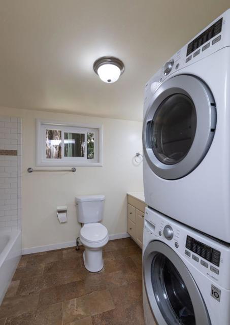 152 Lorenzo Lane, Boulder Creek CA: https://media.crmls.org/mediaz/0a9d248a-d38d-41ce-9a45-6bf6cbece9f5.jpg