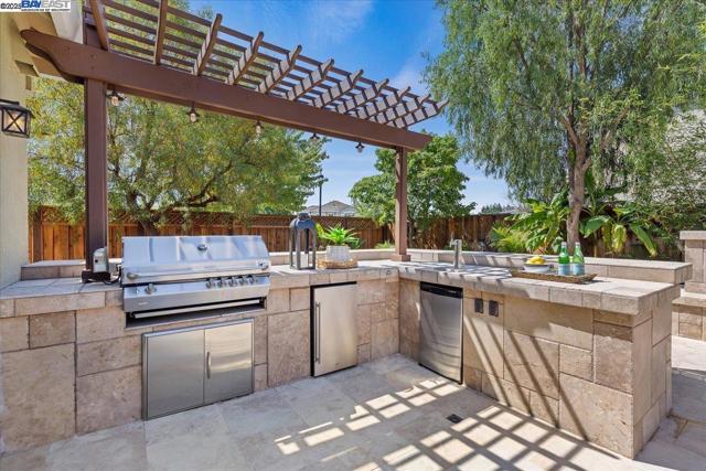 1699 Lodestone Rd, Livermore CA: https://media.crmls.org/mediaz/0a9e0ed8-f5d2-47f2-a4d3-7a179aca4f4d.jpg