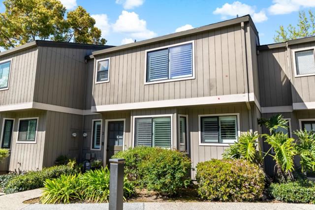 435 Alberto Way, Los Gatos CA: https://media.crmls.org/mediaz/0a9e6b79-ebb0-4bad-953e-8a53ed57ef8d.jpg