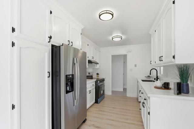 Image 5 of 34 For 696 Giannini Drive