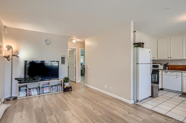 Detail Gallery Image 5 of 16 For 5164 Landis St #6,  San Diego,  CA 92105 - 2 Beds | 1 Baths