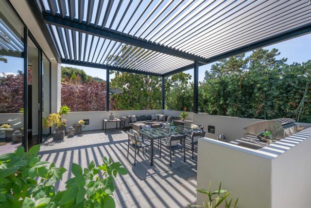 5 Drayton Road, Hillsborough CA: https://media.crmls.org/mediaz/0a9f78e1-2085-4520-82f7-d4582fd19a51.jpg