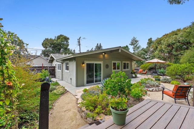 134 May Avenue, Santa Cruz CA: https://media.crmls.org/mediaz/0aa04ddf-0e00-40ba-8118-5dd7f4099258.jpg