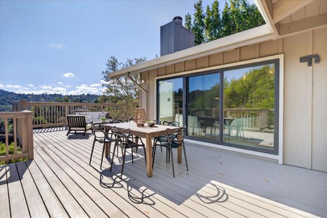 30 Bluebell Lane, Hillsborough CA: https://media.crmls.org/mediaz/0aa260e3-d6a4-474f-8db2-7bf061d9d69a.jpg