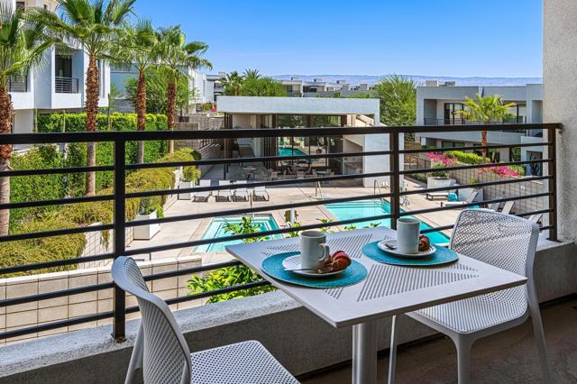 294 Mayfair Way, Palm Springs, CA 92264
