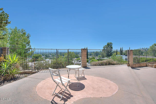 11830 Babbitt Avenue, Granada Hills CA: https://media.crmls.org/mediaz/0aa33c3d-a88a-448d-a96b-1d1c8bbc8b24.jpg