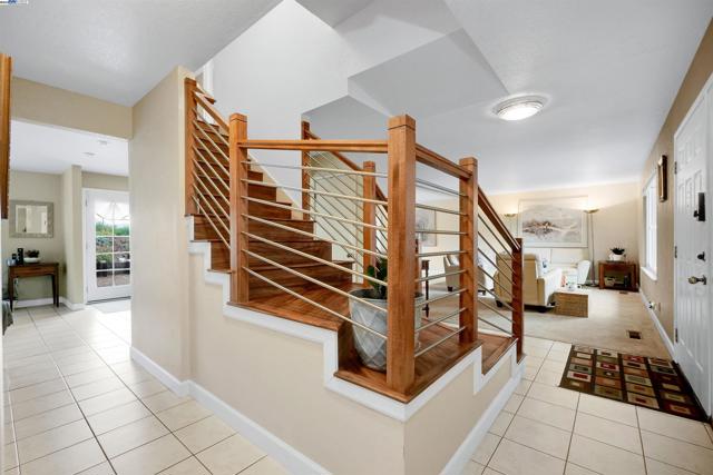 11868 Bloomington Way, Dublin CA: https://media.crmls.org/mediaz/0aa4237d-59c8-44a2-b687-6e81b4cb62ae.jpg