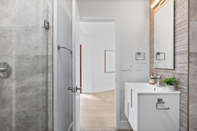 990 Rose Avenue, Mountain View CA: https://media.crmls.org/mediaz/0aa42e47-a592-4052-ada8-d1ec303cca22.jpg