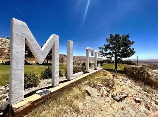 64122 Doral Drive, Desert Hot Springs CA: https://media.crmls.org/mediaz/0aa6691d-b915-400b-91e7-48964e903b43.jpg