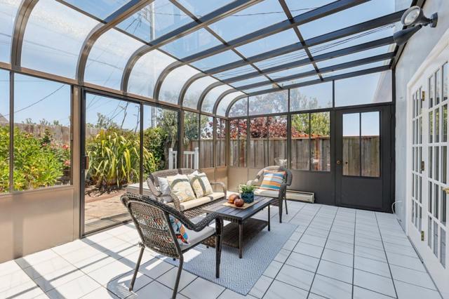 2204 Delvin Way, South San Francisco CA: https://media.crmls.org/mediaz/0aa69157-cc9b-4619-b82b-01e813ec7ca3.jpg
