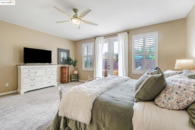 2480 Stanford Way, Antioch CA: https://media.crmls.org/mediaz/0aa6b114-99f6-4731-9419-71c49e9eeff2.jpg