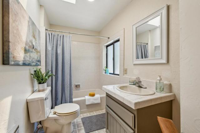 4061 Manzana Lane, Palo Alto CA: https://media.crmls.org/mediaz/0aa6db9c-1b6b-4e31-9beb-8c04c98a78e3.jpg