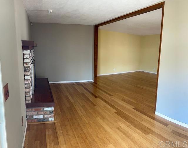 Detail Gallery Image 5 of 26 For 3032 Laurashawn Ln, Escondido,  CA 92026 - 3 Beds | 2 Baths