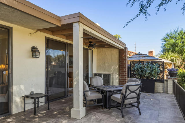 148 Las Lomas, Palm Desert, CA 92260