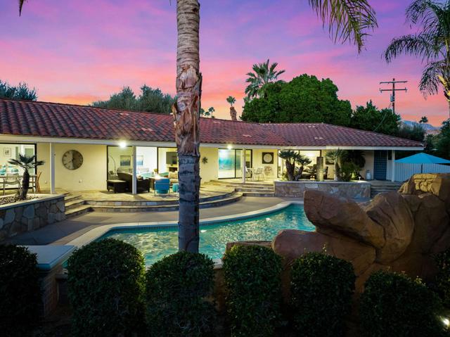 73484 Goldflower Street, Palm Desert CA: https://media.crmls.org/mediaz/0aa9ca09-4449-4032-91ea-093e6748d961.jpg
