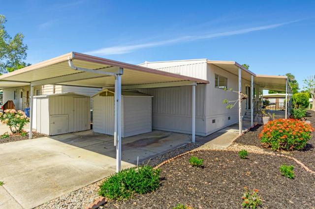 2097 Dalis Drive, Concord CA: https://media.crmls.org/mediaz/0aa9e29c-1536-4e97-9c16-2e2e41cecdaa.jpg