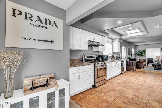 1455 E California Avenue, Glendale CA: https://media.crmls.org/mediaz/0aaa890b-d59a-43fb-8f85-fd7f200db16e.jpg