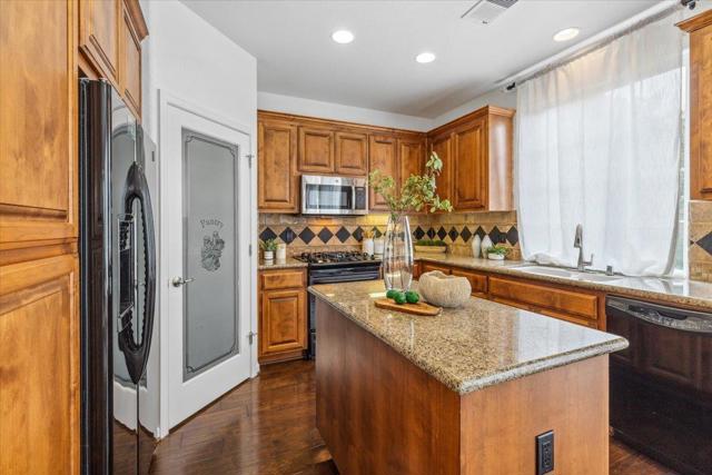 4730 Snead Drive, Santa Clara CA: https://media.crmls.org/mediaz/0aaa90f9-c295-4efb-9945-b140dd00fcd2.jpg