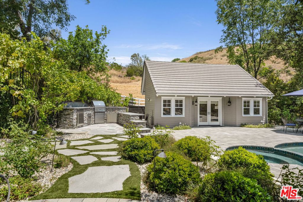 MLS #26844393 image #43