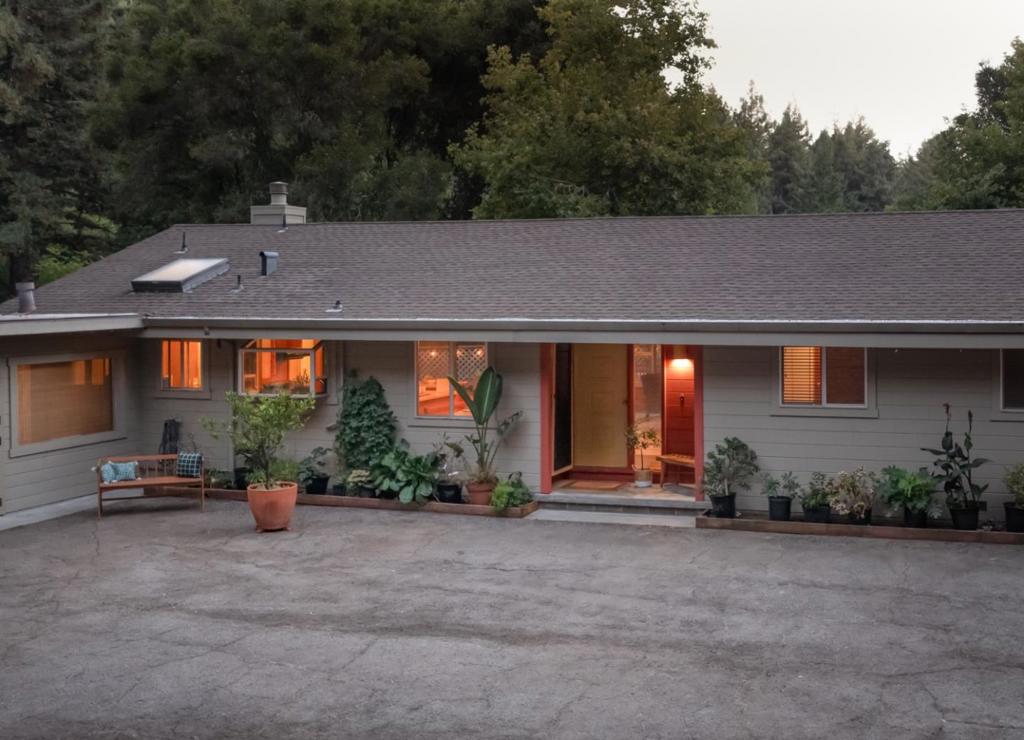 0Aac3272 55E1 4B34 87C7 Eff3D39C32Dd 444 Hoover Road, Soquel, Ca 95073 &Lt;Span Style='BackgroundColor:transparent;Padding:0Px;'&Gt; &Lt;Small&Gt; &Lt;I&Gt; &Lt;/I&Gt; &Lt;/Small&Gt;&Lt;/Span&Gt;