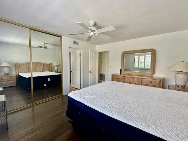 239 Santa Barbara Circle, Palm Desert CA: https://media.crmls.org/mediaz/0aae4820-ecce-4661-92b2-98299590bdf7.jpg