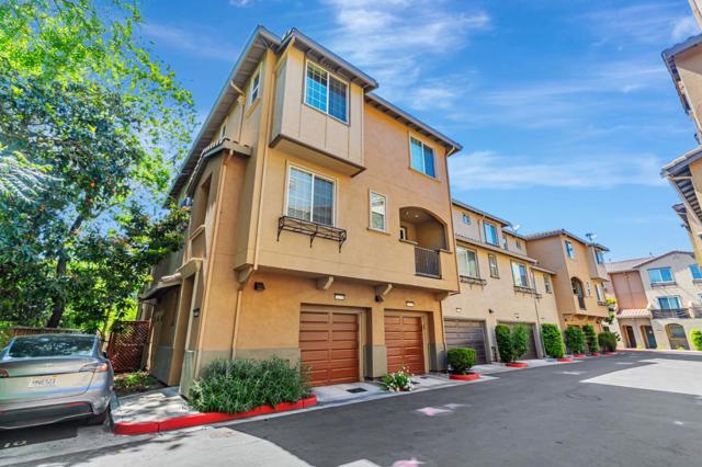 2070 Almaden Road, San Jose CA: https://media.crmls.org/mediaz/0aaf49dd-c30f-4374-b376-6c1c43eb627f.jpg