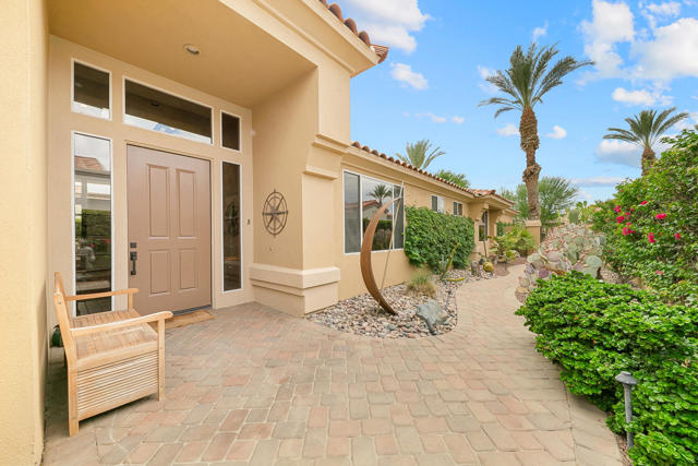 266 Eagle Dance Circle, Palm Desert, CA 92211