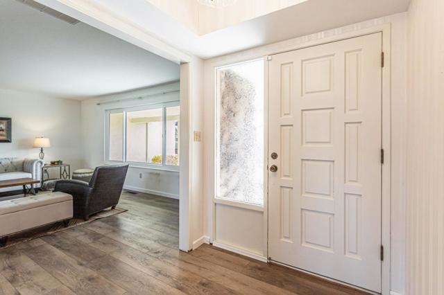 690 Ridgemark Drive, Hollister CA: https://media.crmls.org/mediaz/0ab16a38-3181-4e19-9d0f-1ae0b20351dc.jpg