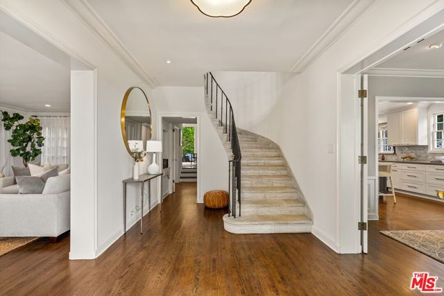 8023 Hemet Place, Los Angeles CA: https://media.crmls.org/mediaz/0ab192b5-53c0-4643-90ff-65f75017c229.jpg