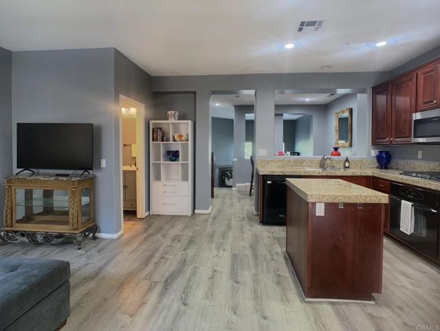 7755 Via Montebello, San Diego CA: https://media.crmls.org/mediaz/0ab1a360-89b2-42e4-bafc-242551c12ea0.jpg