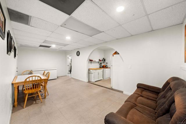 Image 39 of 73 For 13610 Willow Rd.