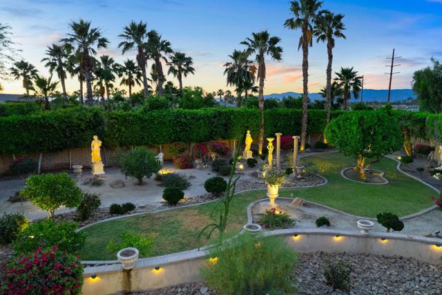 52540 Vino, La Quinta CA: https://media.crmls.org/mediaz/0ab3e13d-1ad7-4f79-9129-b35d2638058e.jpg
