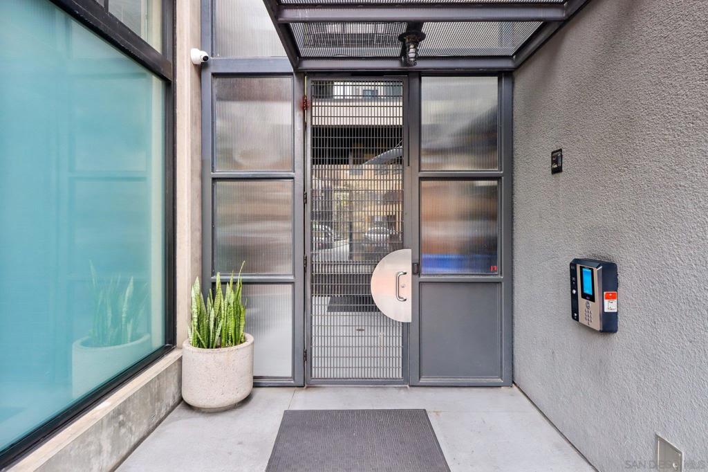 777 6th Avenue - photo 6