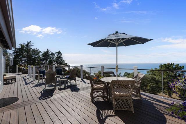 15 Mentone Road, Carmel CA: https://media.crmls.org/mediaz/0ab46daf-32cb-461f-b23f-ed599c26fa2f.jpg