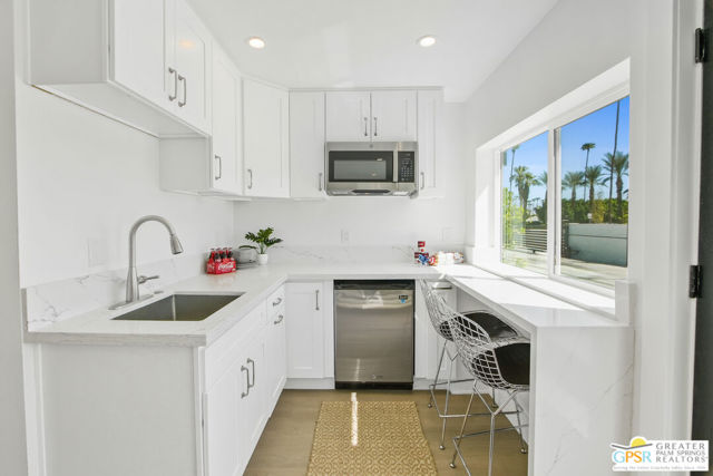 Image 39 of 51 For 1657 Sunrise Way