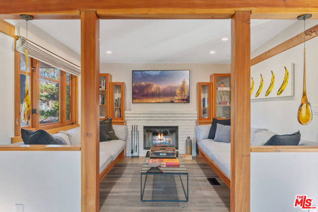 Image 12 of 50 For 706 Navy Street