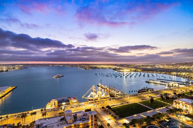 1325 Pacific Hwy, San Diego CA: https://media.crmls.org/mediaz/0ab67090-2d63-4236-b933-628c176dd99c.jpg