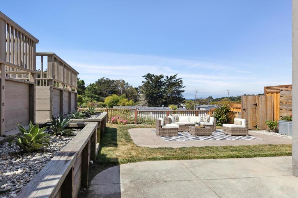 0Ab7Bd92 1Ab3 4857 B810 A76Af2Efb197 812 Burns Court, Pacifica, Ca 94044 &Lt;Span Style='BackgroundColor:transparent;Padding:0Px;'&Gt; &Lt;Small&Gt; &Lt;I&Gt; &Lt;/I&Gt; &Lt;/Small&Gt;&Lt;/Span&Gt;