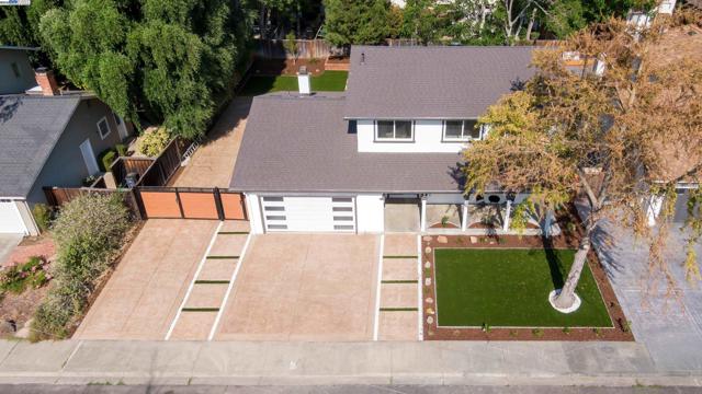 1984 Brooktree Way, Pleasanton CA: https://media.crmls.org/mediaz/0ab7e912-3399-4880-85d5-08bea3dfbca2.jpg
