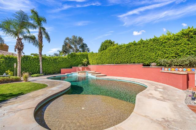 47 Gibraltar Drive, Palm Desert CA: https://media.crmls.org/mediaz/0abb3117-031b-4636-be4c-7ccb69f5a7d2.jpg