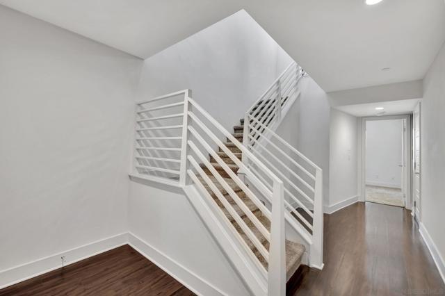 7786 Stylus Dr, San Diego CA: https://media.crmls.org/mediaz/0abb926d-ac17-47f2-be0d-652aa26258b2.jpg