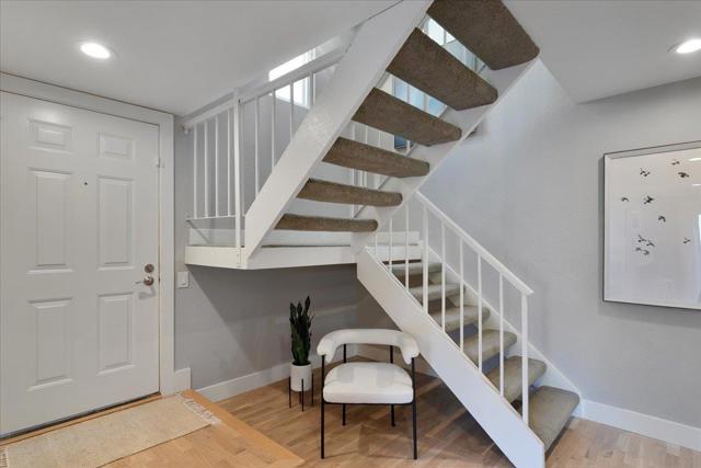 181 Centre Street, Mountain View CA: https://media.crmls.org/mediaz/0abcb635-6a7c-40ca-a0cd-7b723740106e.jpg