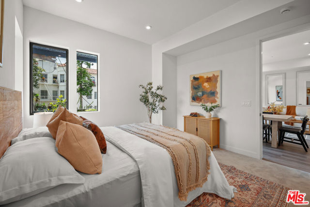 1200 N Orange, West Hollywood CA: https://media.crmls.org/mediaz/0abd200f-e583-4139-8b31-b6e29d7a857b.jpg