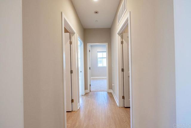 Detail Gallery Image 27 of 39 For 1105 Hibiscus Way, Oceanside,  CA 92054 - 3 Beds | 2/1 Baths