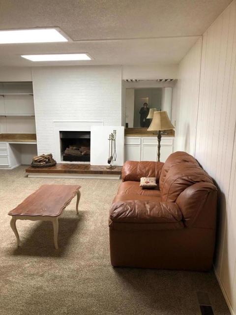 17580 Pond Derosa Lane, Prunedale CA: https://media.crmls.org/mediaz/0abdd2e4-33e2-4244-82c9-e709fb3d43c7.jpg
