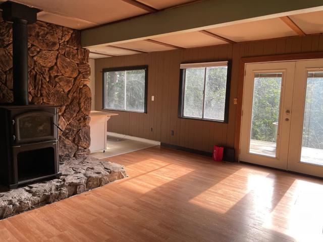 10188 Lake Boulevard, Felton CA: https://media.crmls.org/mediaz/0abe0b06-7e2b-4aa6-978c-db989e50f1fa.jpg